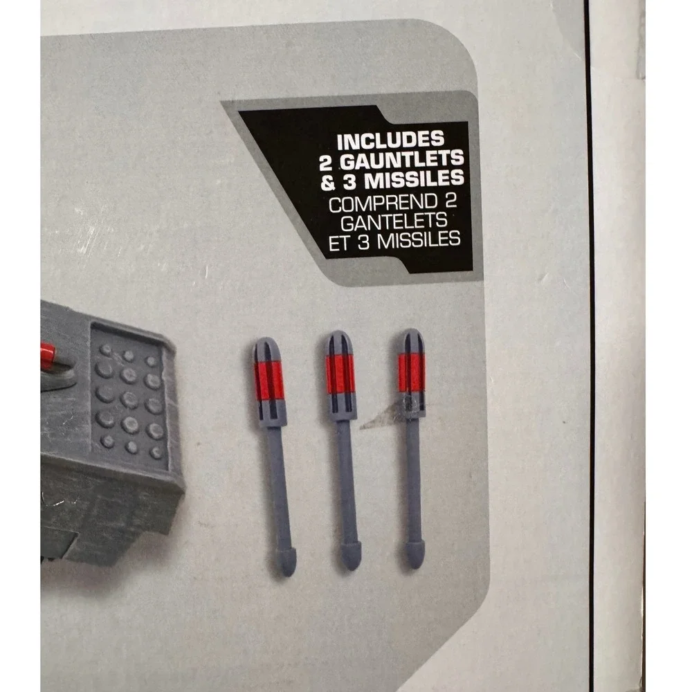 Disney Star Wars The Mandalorian Gauntlets Toy Light Up Sound Missile Fire NEW